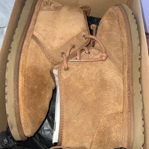 Men Neumel Uggs